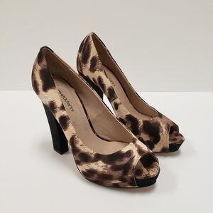 ROBERTO VIANNI Foxy Satin Leopard print hidden Platform high heels NWOT SZ 36